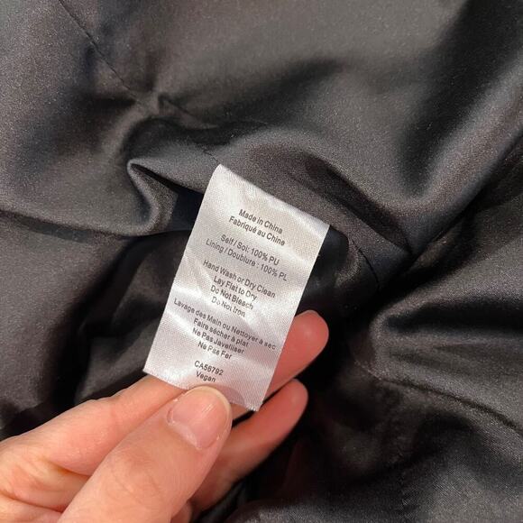 Hilary MacMillan Vegan Faux Leather Sleeveless Vest Tie Front Small Black - Picture 6 of 7